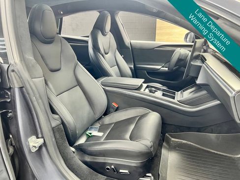 Used 2023 Tesla Model S Plaid AWD/4WD image 8