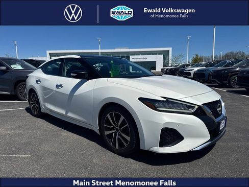 Used 2023 Nissan Maxima SL FWD image 1