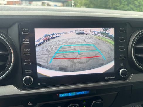 Used 2021 Toyota Tacoma TRD Off-Road w/ Technology Package RWD image 27