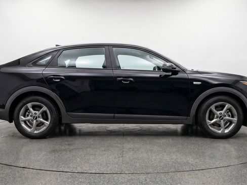 Used 2025 Kia K4 FWD image 11