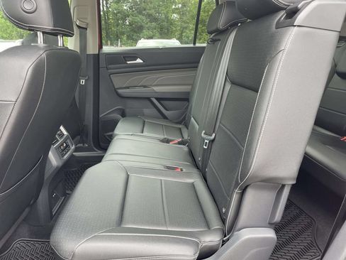 Certified 2023 Volkswagen Atlas SE FWD image 12