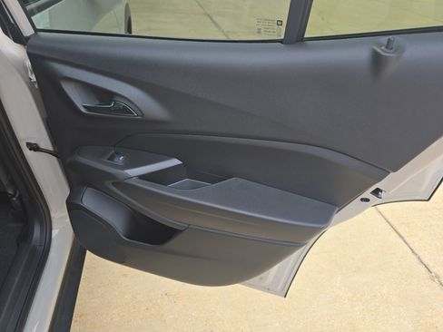 New 2026 Chevrolet Trax ACTIV w/ Driver Confidence Package FWD image 17