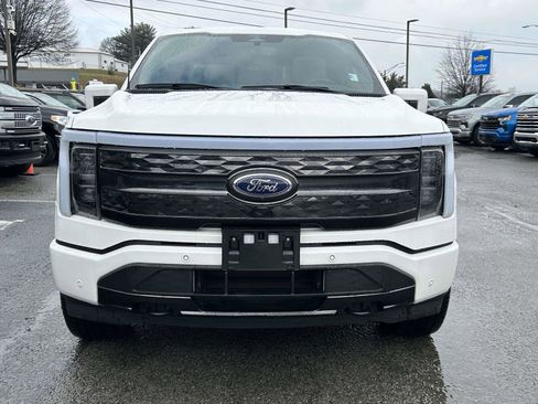 Used 2023 Ford F150 Lightning Platinum image 8