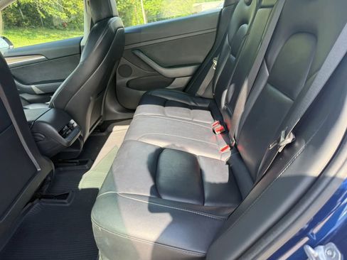 Used 2022 Tesla Model 3 RWD image 12