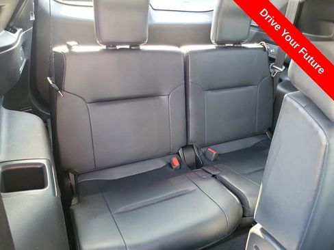 Used 2023 Mitsubishi Outlander SE FWD image 26