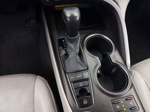 Used 2021 Toyota Camry XSE w/ Navigation Package image 27