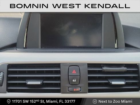 Used 2018 BMW 320i xDrive Sedan image 14