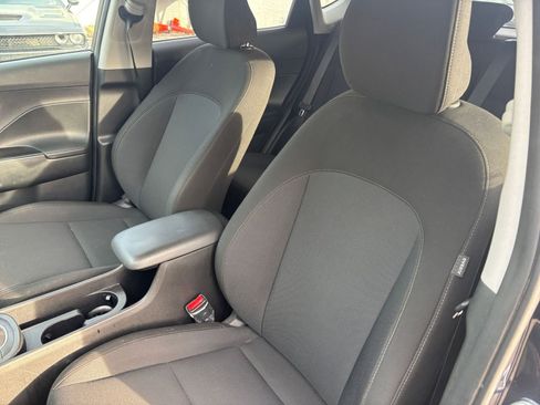 Used 2025 Hyundai Kona SEL image 34