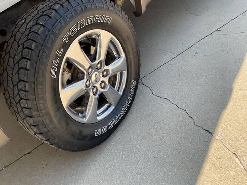 Used 2019 Ford F150 Lariat AWD/4WD image 10