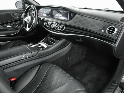 Used 2019 Mercedes-Benz Maybach S 650 image 15