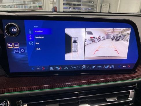 New 2026 Chevrolet Traverse RS w/ LPO, Floor Liner Package image 22