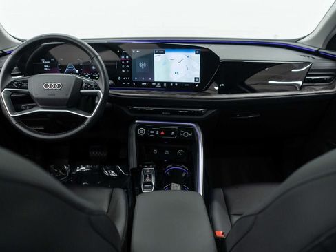Used 2025 Audi Q5 Premium AWD/4WD image 10