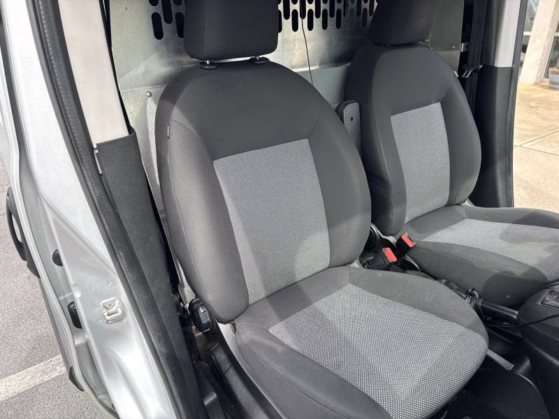 Used 2016 RAM ProMaster City Tradesman FWD image 21