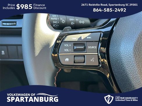 Used 2025 Honda Pilot Sport image 20