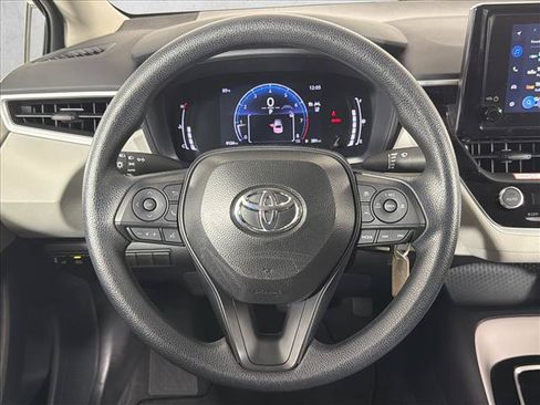 Used 2026 Toyota Corolla LE FWD image 23