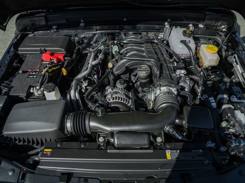 New 2025 Jeep Wrangler Rubicon w/ Convenience Group image 18