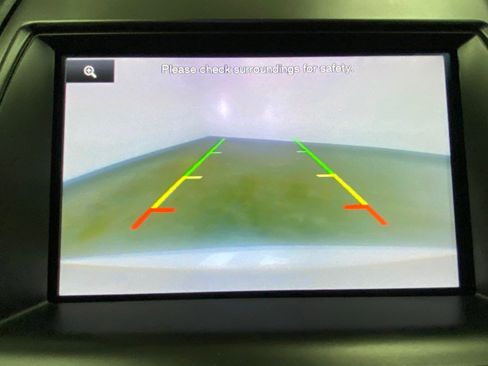 Used 2013 Ford Taurus SHO image 32