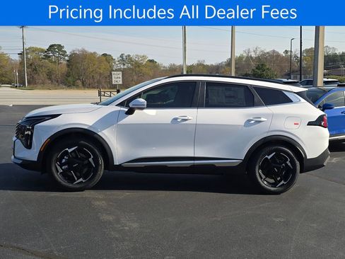 New 2026 Kia Sportage EX FWD image 6