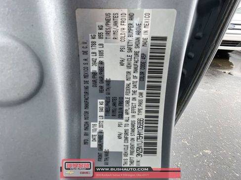 Used 2017 MAZDA MAZDA3 Sport w/ Preferred Equipment Package image 33