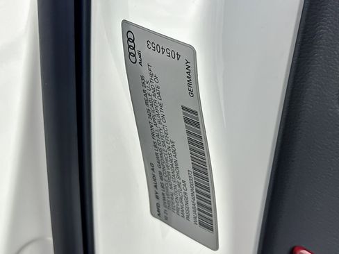 Used 2022 Audi A4 2.0T Premium w/ Convenience Package image 25