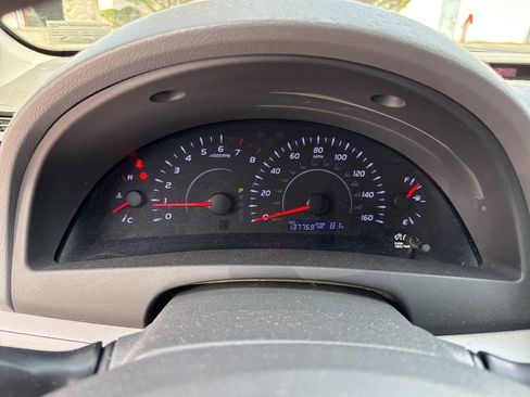 Used 2011 Toyota Camry LE w/ LE Extra-Value Pkg image 8