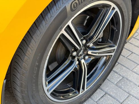 Used 2024 Ford Mustang Premium image 33