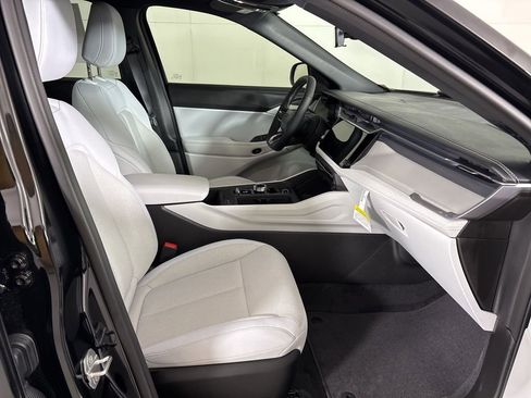 New 2026 Jeep Cherokee Laredo AWD/4WD image 13