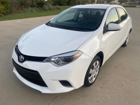 Used 2016 Toyota Corolla L image 2
