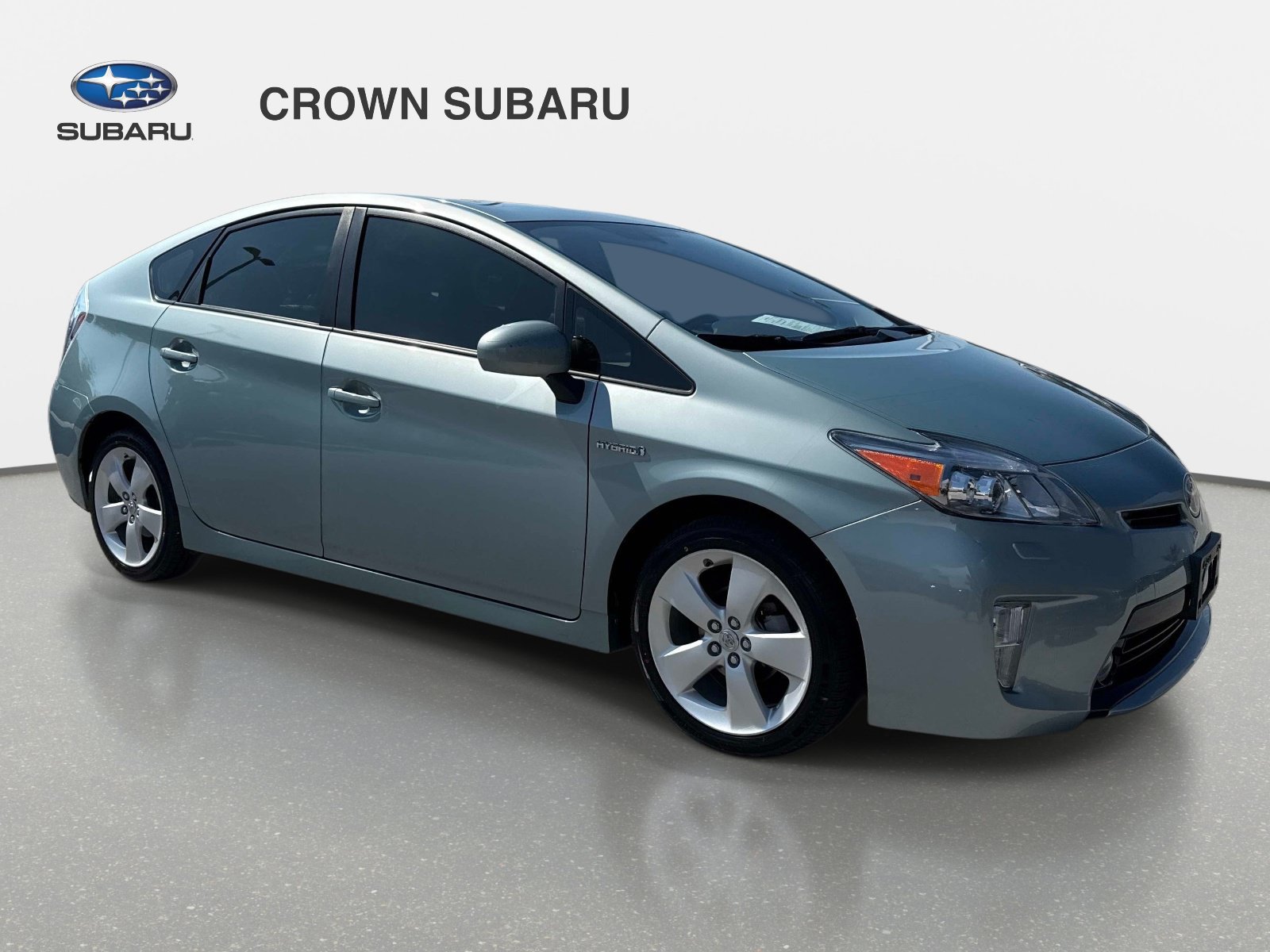 Used 2015 Toyota Prius Five w/ Advanced Technology Package FWD image 2