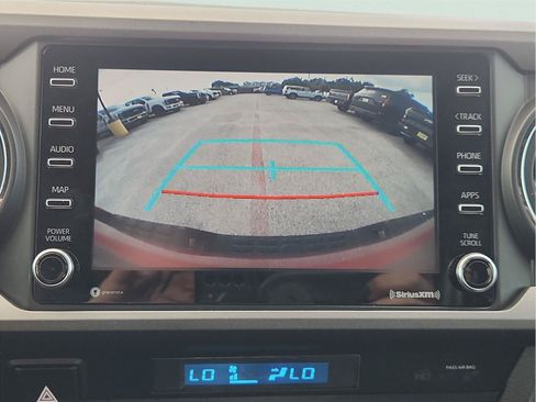 Used 2021 Toyota Tacoma TRD Off-Road w/ Technology Package AWD/4WD image 14
