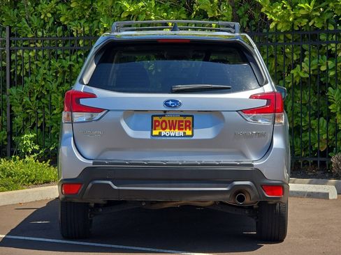 Used 2024 Subaru Forester Limited AWD/4WD image 5