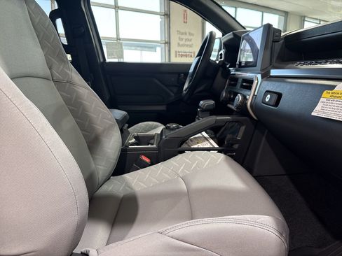 New 2026 Toyota Tacoma SR5 AWD/4WD image 25