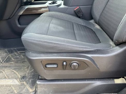 Used 2019 Chevrolet Silverado 1500 LT Trail Boss AWD/4WD image 21