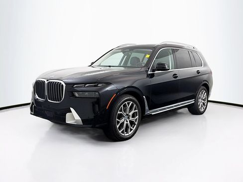 Used 2024 BMW X7 xDrive40i AWD/4WD image 3