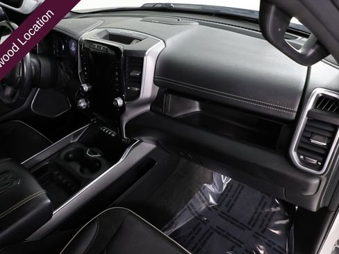 Used 2023 RAM 1500 Laramie image 32