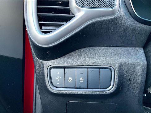 Used 2023 Kia Soul LX image 31