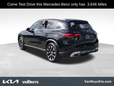 Used 2025 Mercedes-Benz GLC 350e 4MATIC image 6