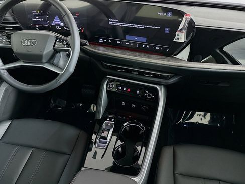 New 2025 Audi Q5 Premium image 6