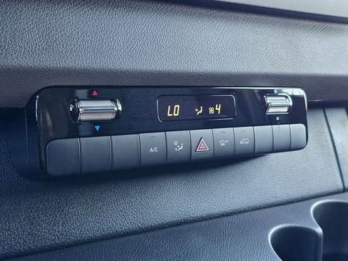 New 2025 Mercedes-Benz Sprinter 2500 image 28