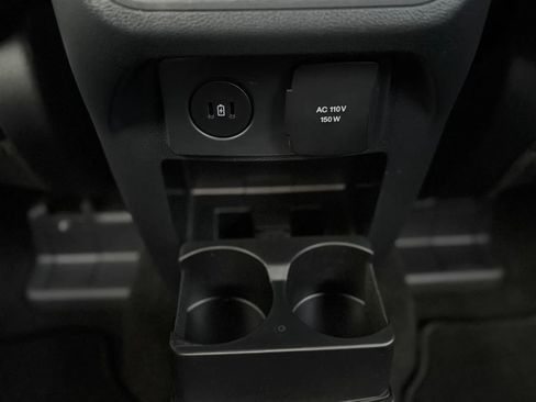 Used 2025 Ford Explorer ST image 45