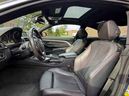 Used 2017 BMW 440i Coupe w/ Technology Package image 10