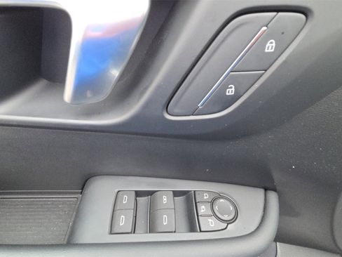 Used 2025 Buick Enclave Preferred w/ LPO, Floor Liner Package image 23