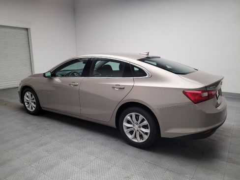Used 2025 Chevrolet Malibu LT FWD image 3