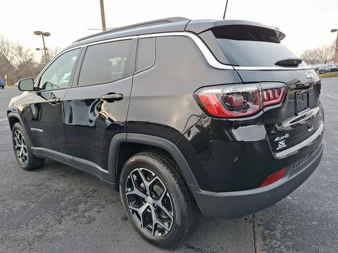 Certified 2024 Jeep Compass Limited image 4