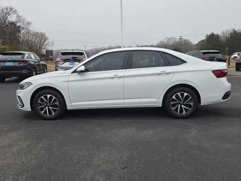 New 2026 Volkswagen Jetta S image 9