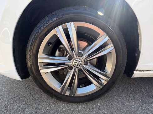 Used 2019 Volkswagen Jetta R-Line FWD image 26