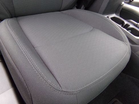 Used 2023 Jeep Gladiator Overland w/ Cold Weather Group image 41