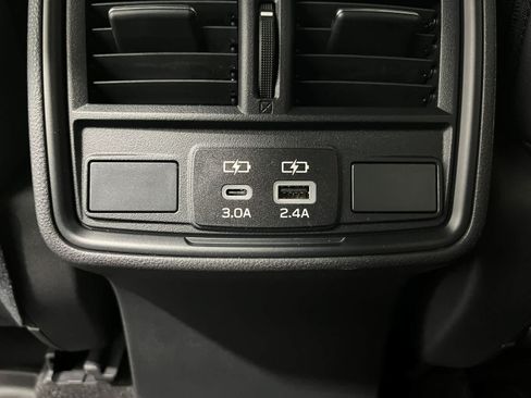 Used 2026 Subaru Forester Premium AWD/4WD image 25