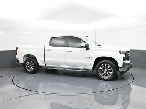 Used 2020 Chevrolet Silverado 1500 LT w/ Texas Edition image 17