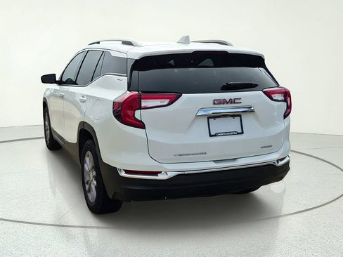 Used 2023 GMC Terrain SLT w/ Tech Package AWD/4WD image 5